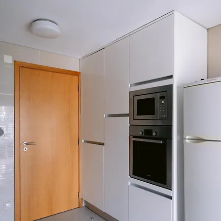 White Family House Apartament Aveiro